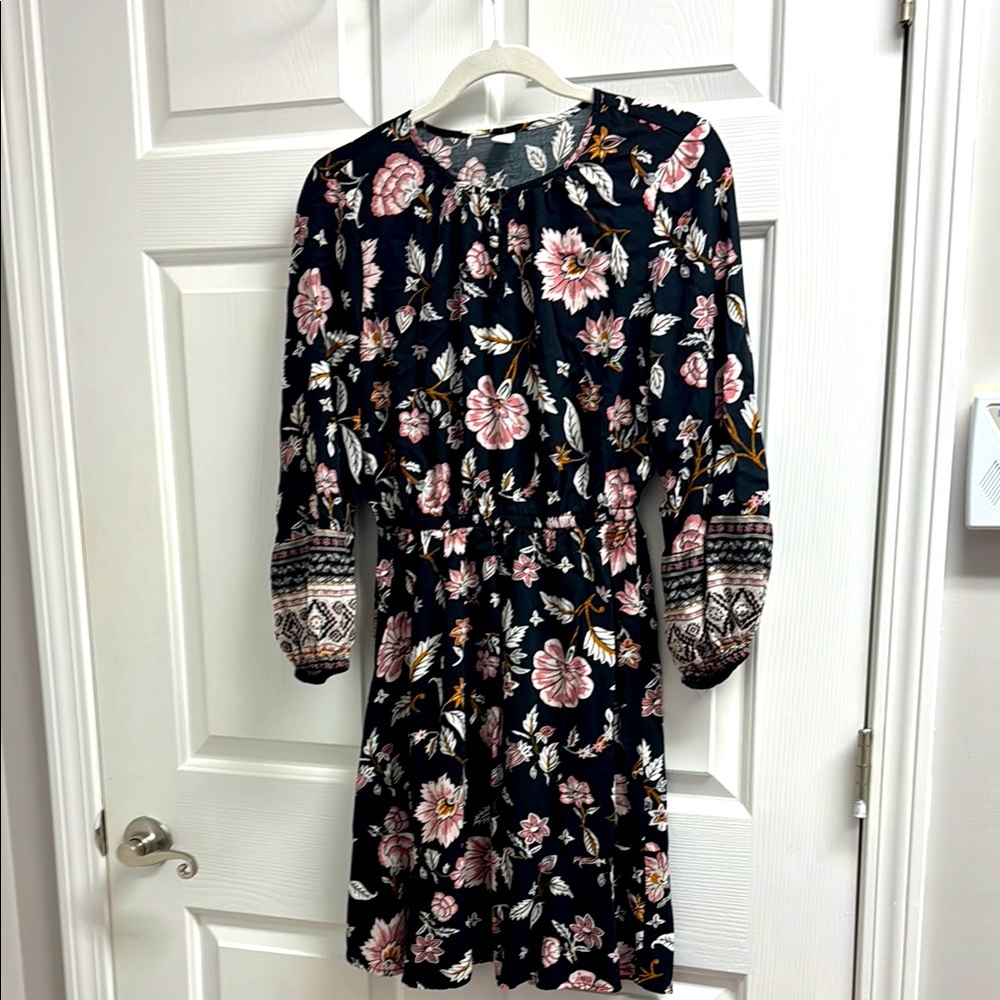 Old Navy Pink and White Long Sleeve Sundress with Flowers A-4